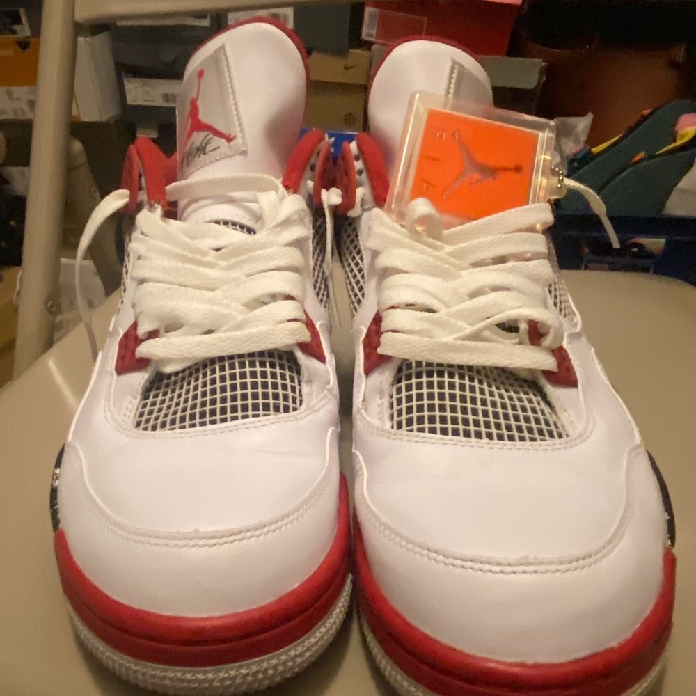 Jordan 4’s real